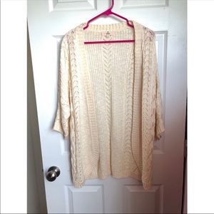 3/4 sleeve Cream cardigan with pockets